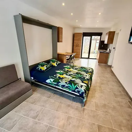 Guest house L Du Mont Des Bruyeres Plain Pied Saint-Amand-les-Eaux